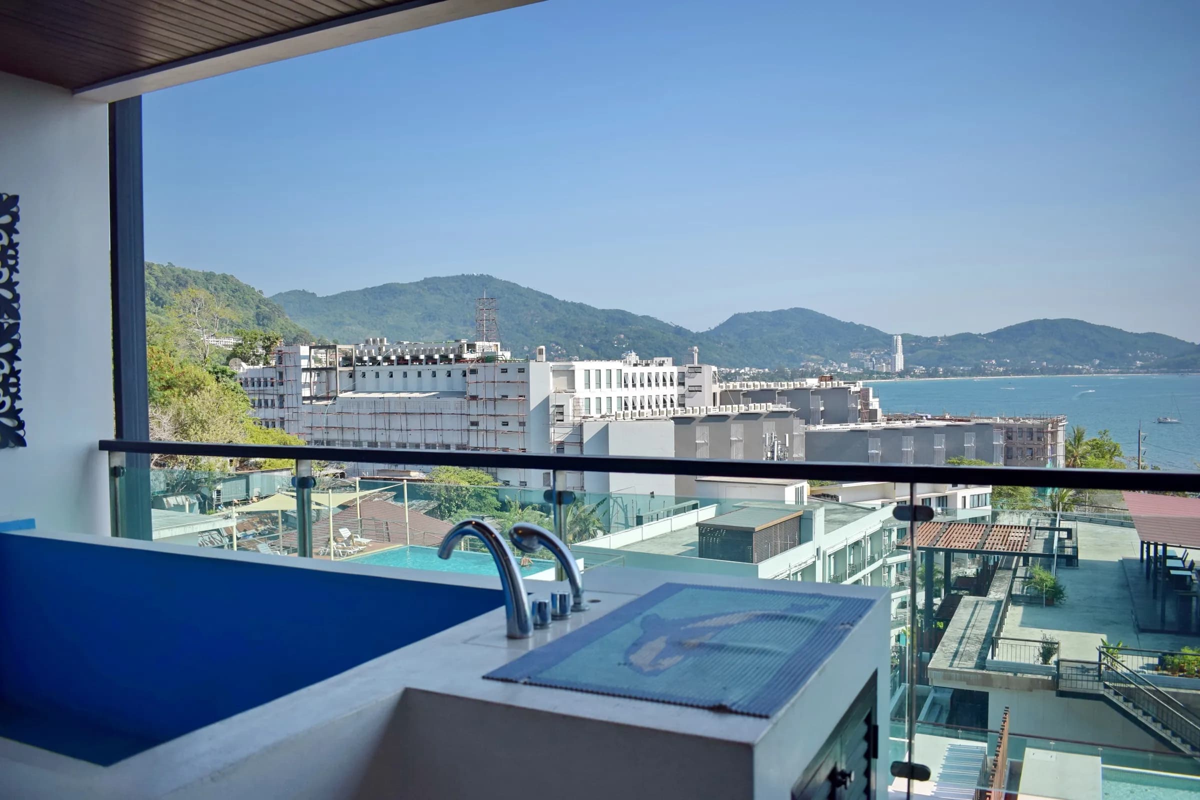 The Elegant 1 Bdr Seaview Patong - 3