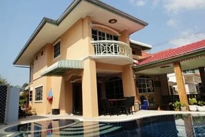 Jomtien Pool Villa Silver