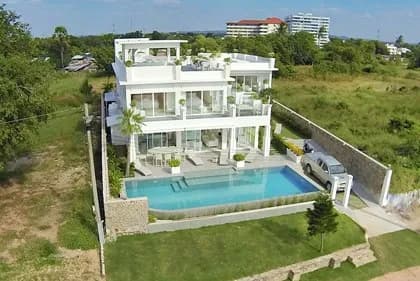 Na Jomtien Beachfront Villa - 4