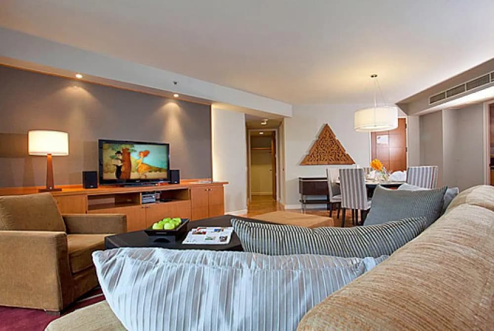 Sathorn 2 Bedroom Suite - 5