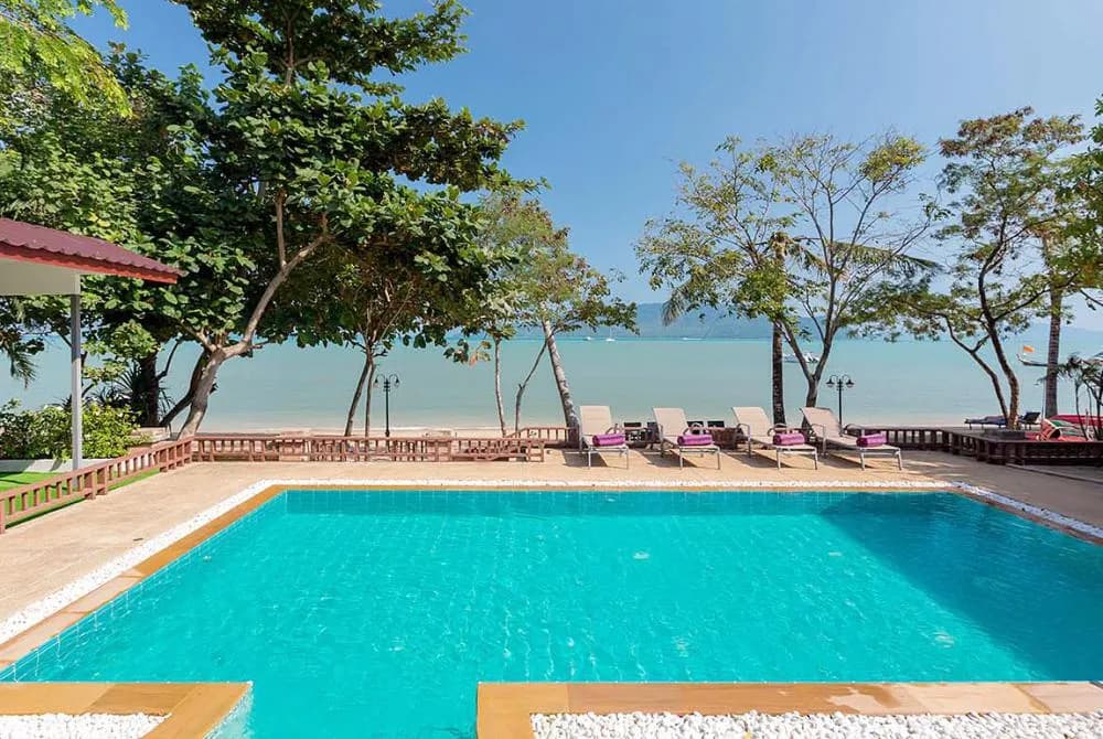 Villa Tropical Beachfront