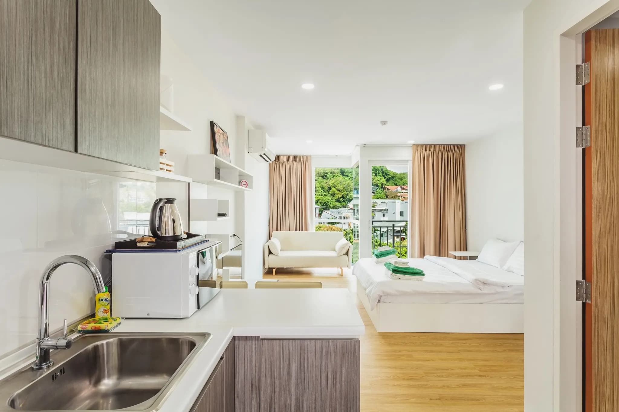 Condo in Kata in Ozone (A619)