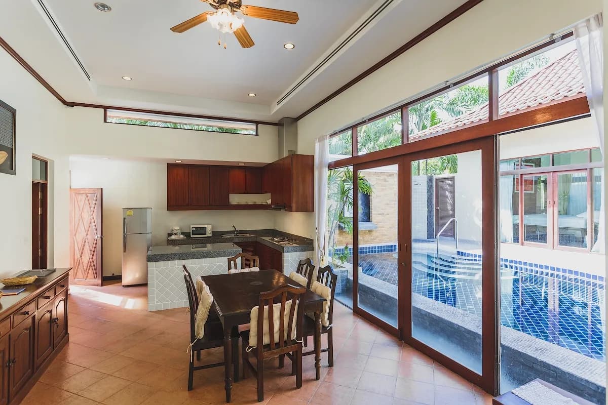 Villa in Bangtao in Les Palmares (V