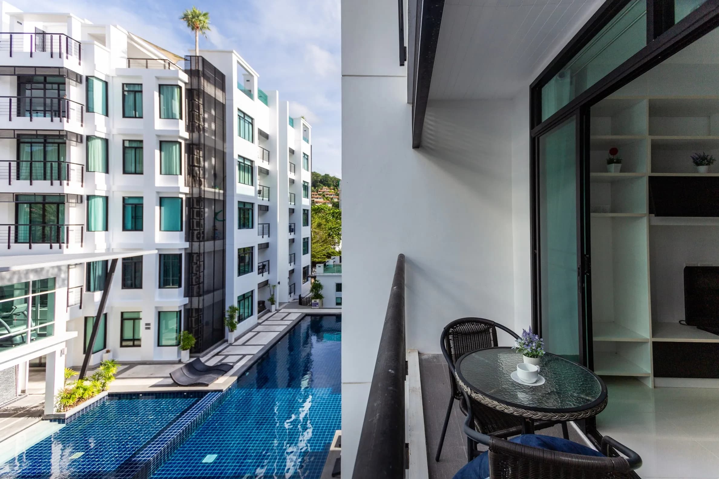 3 Bdr Pool View Apartment in Kamala