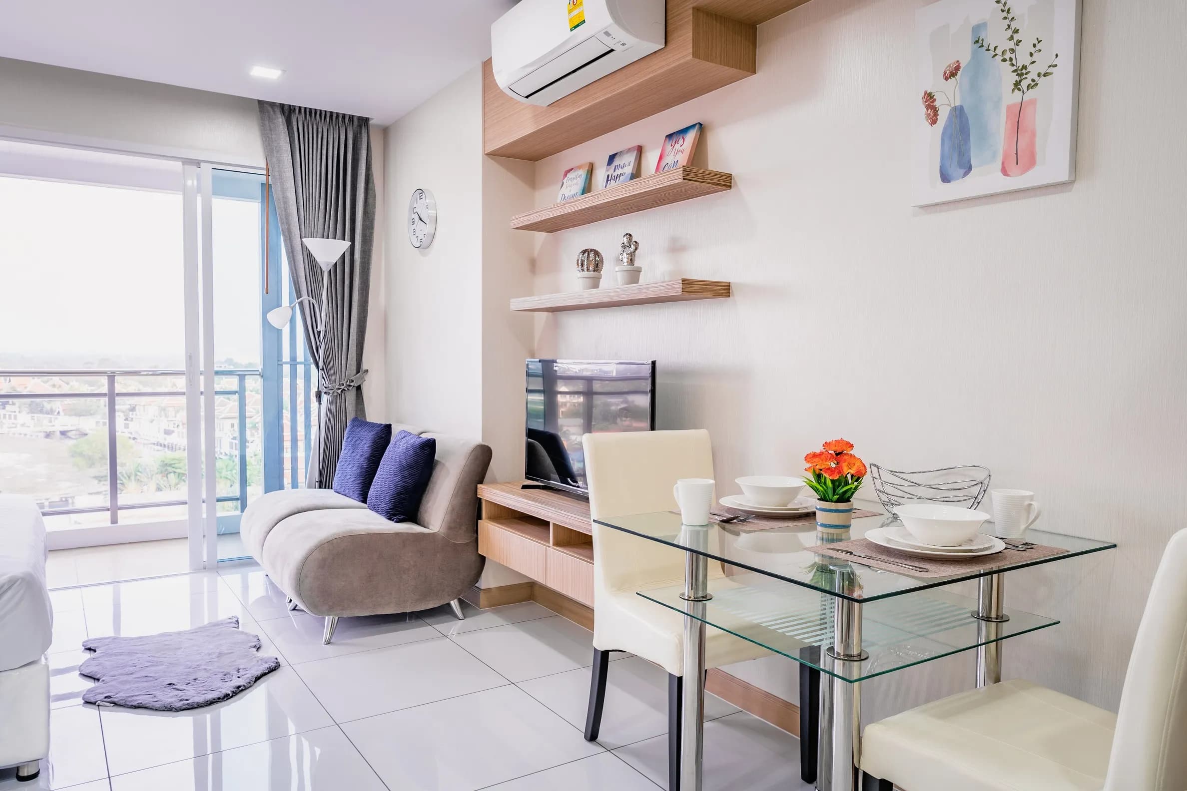 Whale Marina A805 - 3