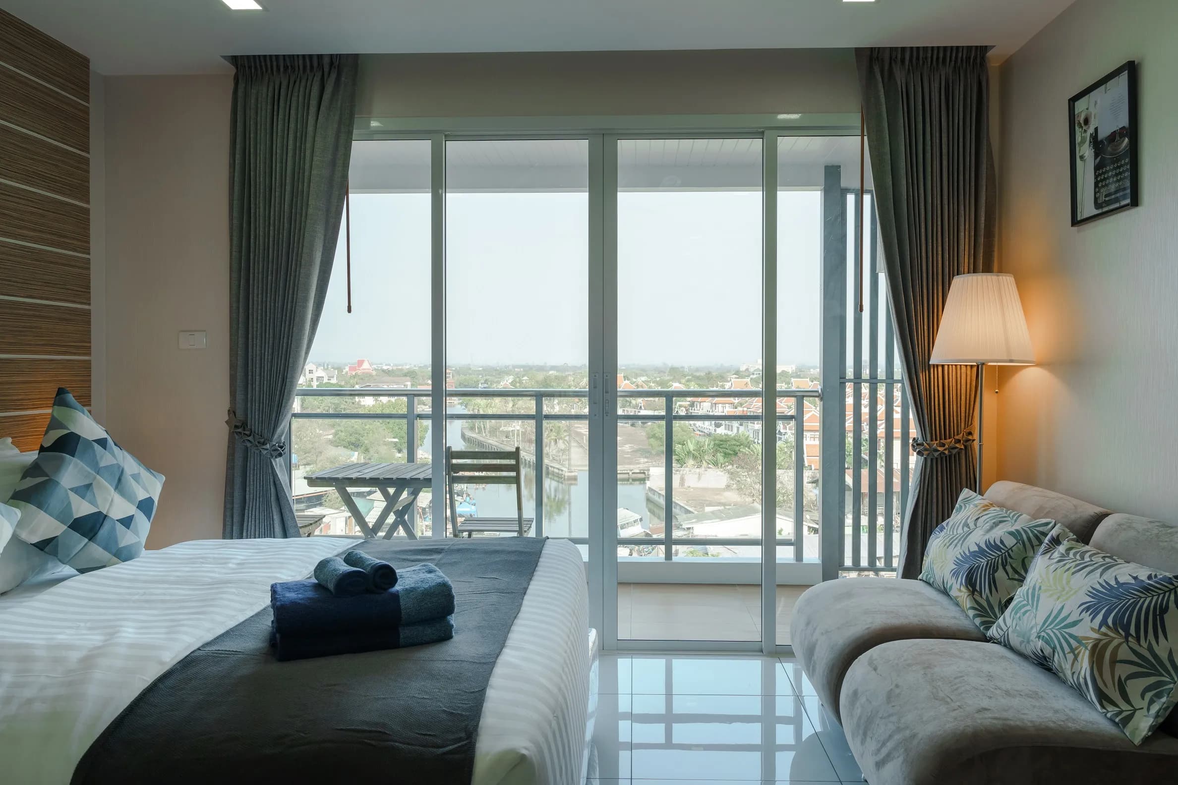 Whale Marina A705 - 3