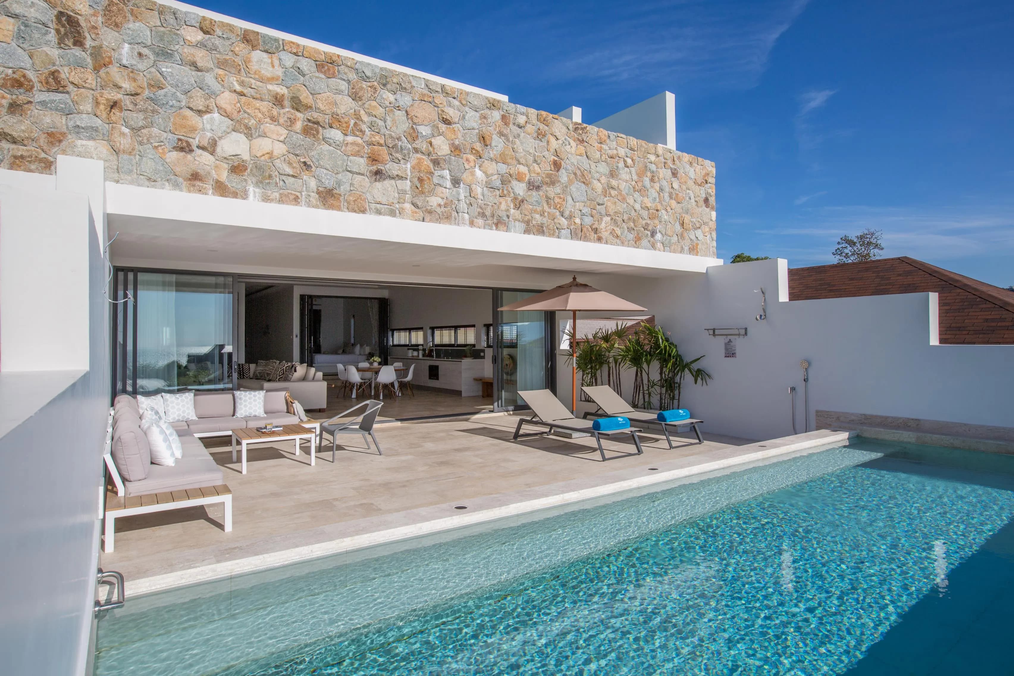 Skye 3BR Seaview Suite & Cinema