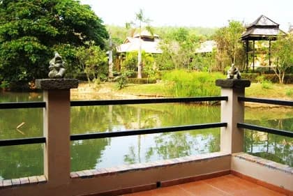 Kinkala Deluxe Apartment 02